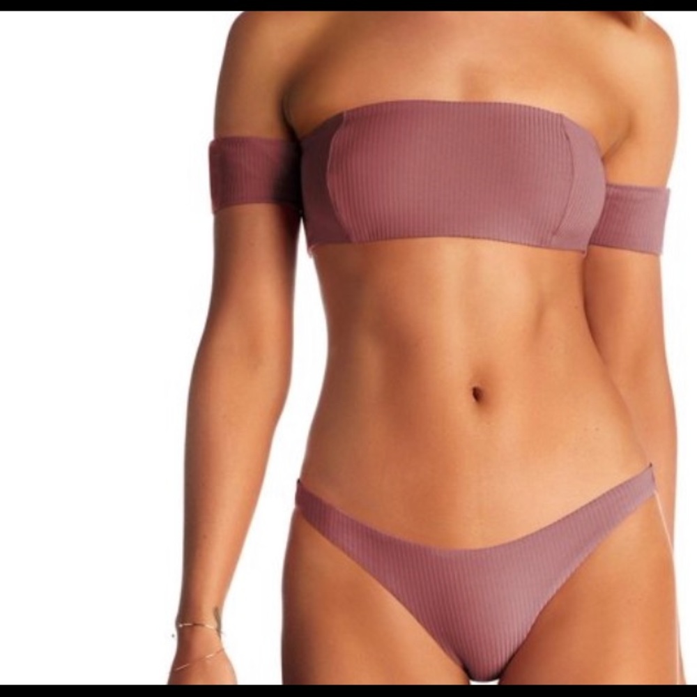 Vitamin A off shoulder bikini top and Carmen bottom. Size 10/L. Rose
